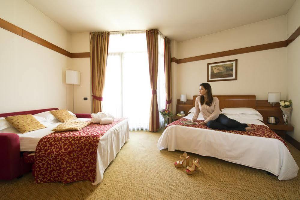 Milanore Hotel By Diva Hotels ชินิเซลโลบาลซาโม ภายนอก รูปภาพ